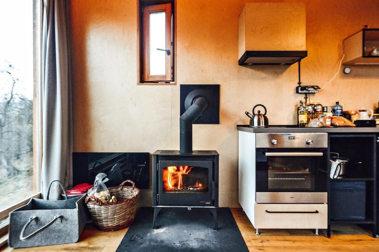 Tri Domky - Tiny Houses Depoltice Bagian luar foto